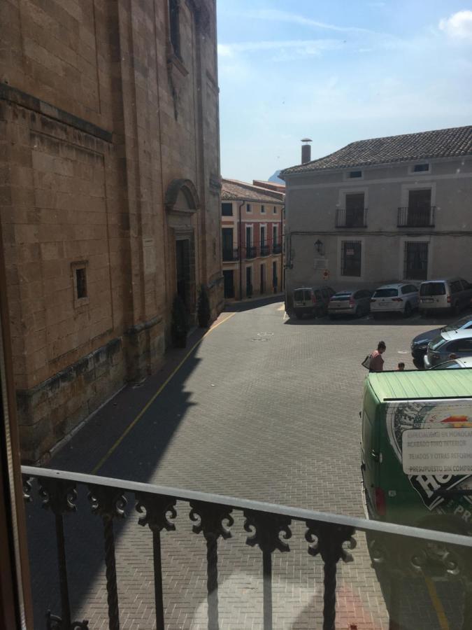 Casa Rural Puerta De La Iglesia Elche de la Sierra Bagian luar foto